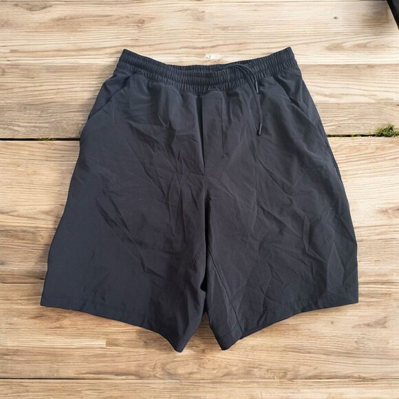 LULULEMON Men's Black Workout Lined Shorts Size Medium - Picture 1 of 9